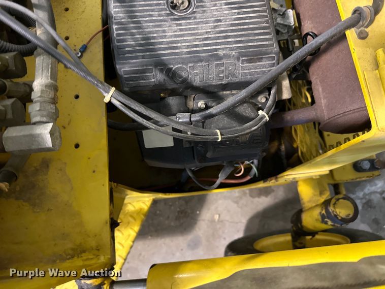 image for item DQ0753 1999 Terramite T5C backhoe