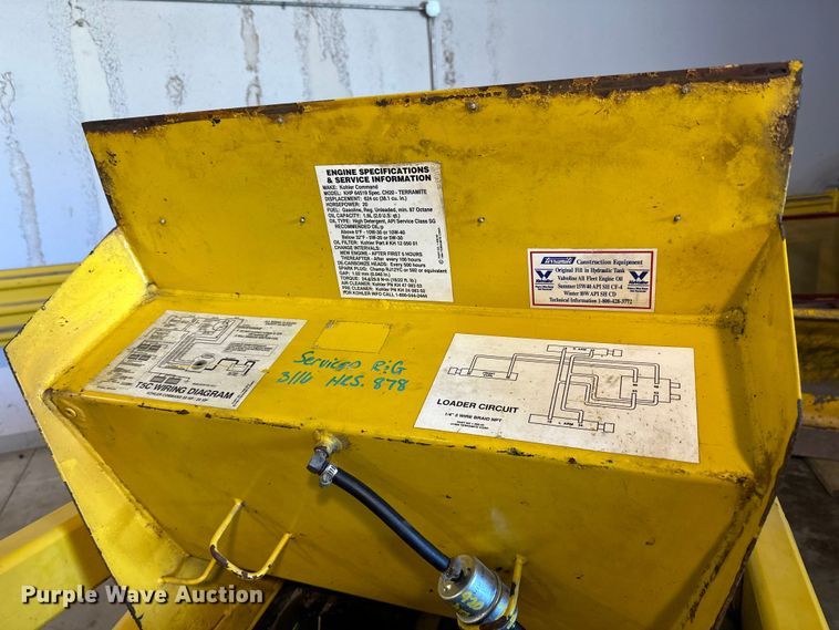 image for item DQ0753 1999 Terramite T5C backhoe