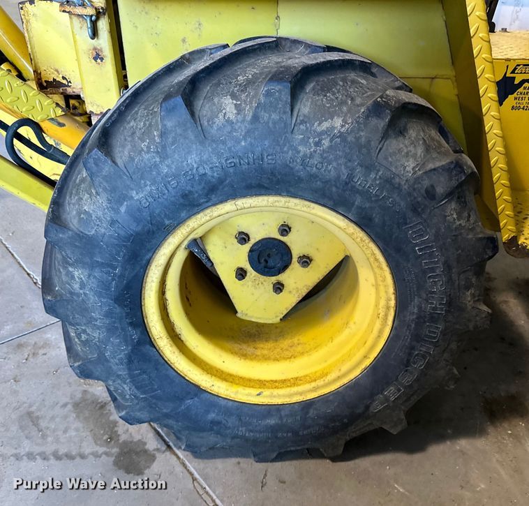 image for item DQ0753 1999 Terramite T5C backhoe