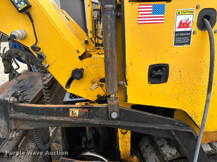 image for item DQ0754 2015 Carlson  CP100 paver