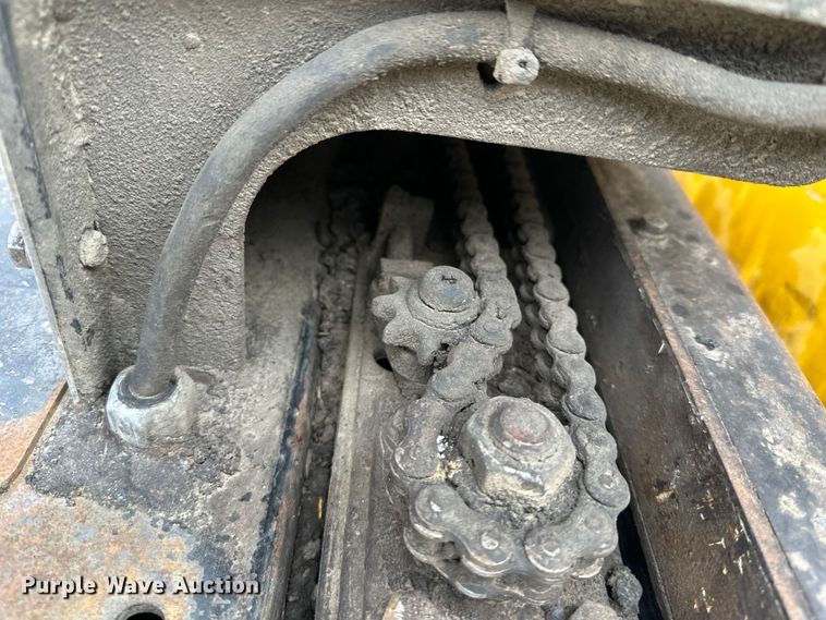 image for item DQ0754 2015 Carlson  CP100 paver