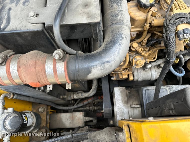 image for item DQ0754 2015 Carlson  CP100 paver