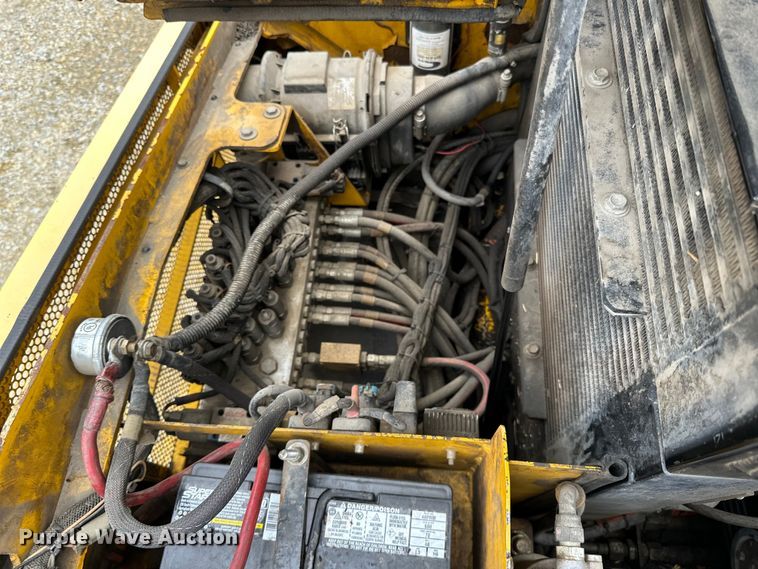 image for item DQ0754 2015 Carlson  CP100 paver