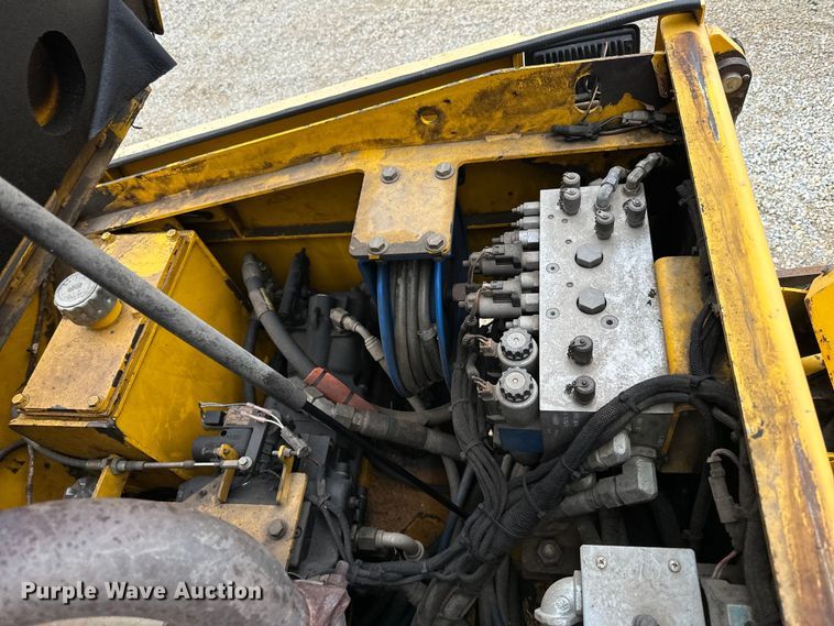 image for item DQ0754 2015 Carlson  CP100 paver