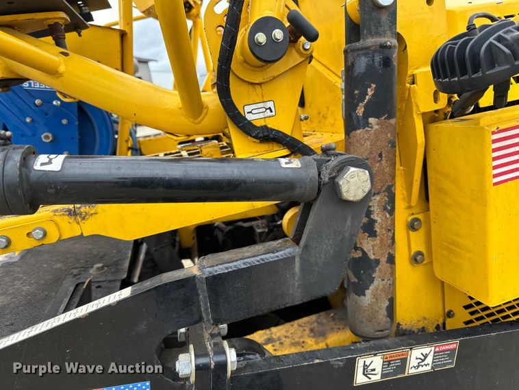 image for item DQ0755 2019 Carlson  CP100II paver