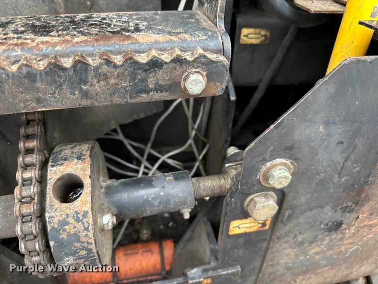 image for item DQ0755 2019 Carlson  CP100II paver