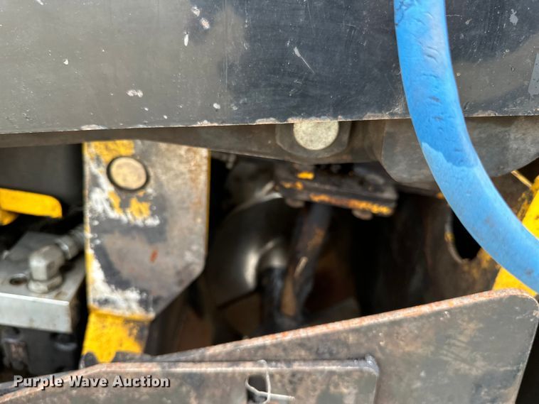 image for item DQ0755 2019 Carlson  CP100II paver