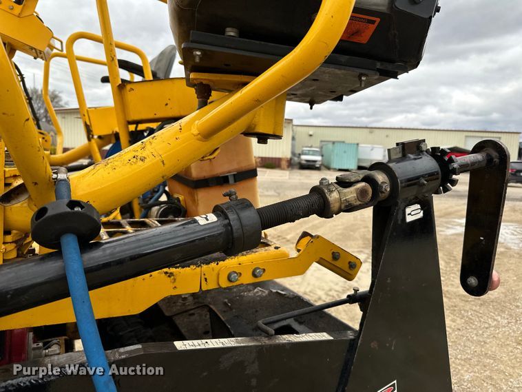 image for item DQ0755 2019 Carlson  CP100II paver