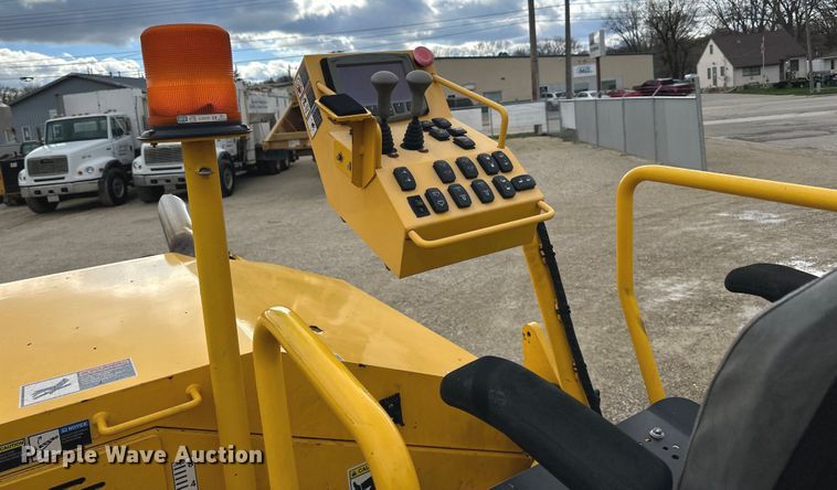 image for item DQ0755 2019 Carlson  CP100II paver