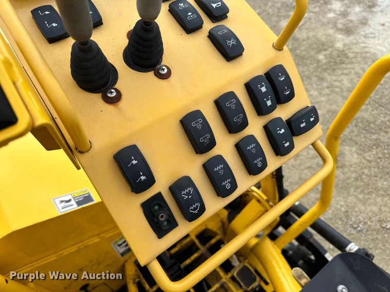 image for item DQ0755 2019 Carlson  CP100II paver