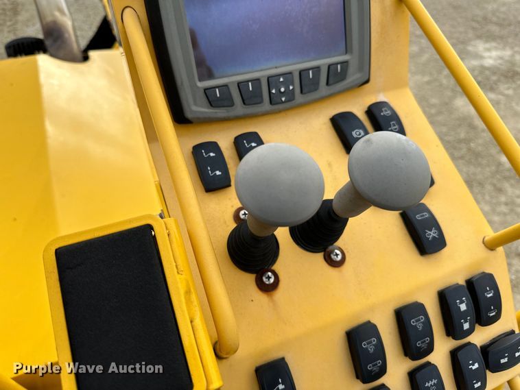 image for item DQ0755 2019 Carlson  CP100II paver