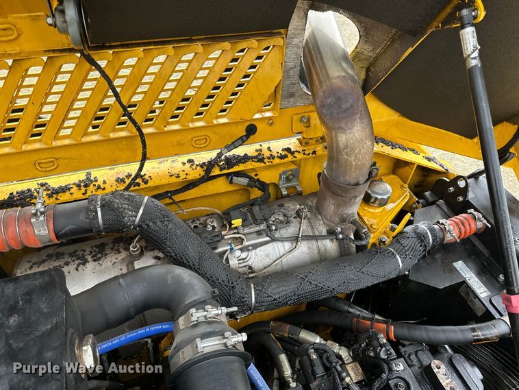 image for item DQ0755 2019 Carlson  CP100II paver