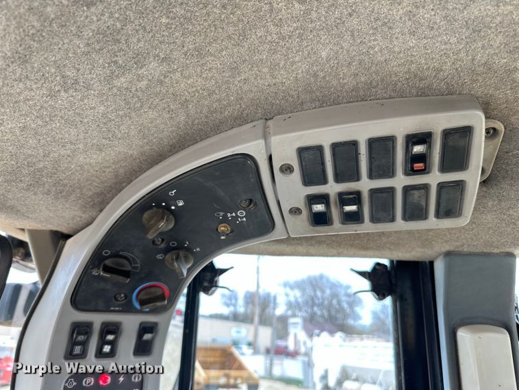 image for item DQ0758 2005 Caterpillar 950G Series II wheel loader