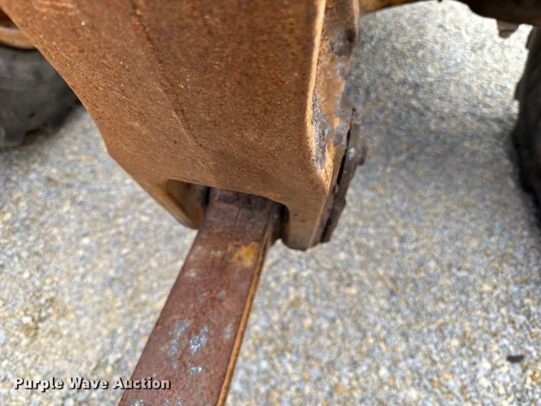 image for item DQ0759 1996 Case 621B wheel loader