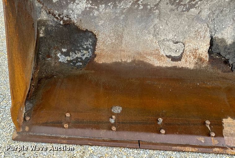 image for item DQ0759 1996 Case 621B wheel loader