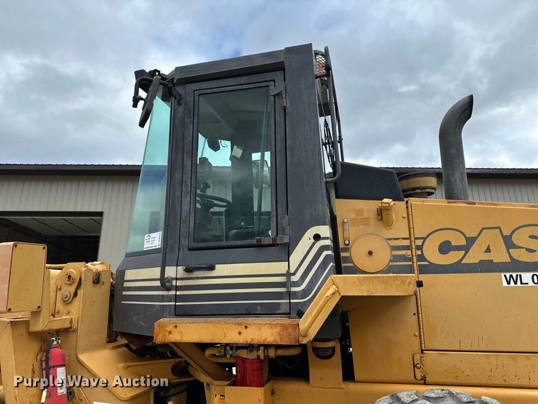 image for item DQ0759 1996 Case 621B wheel loader