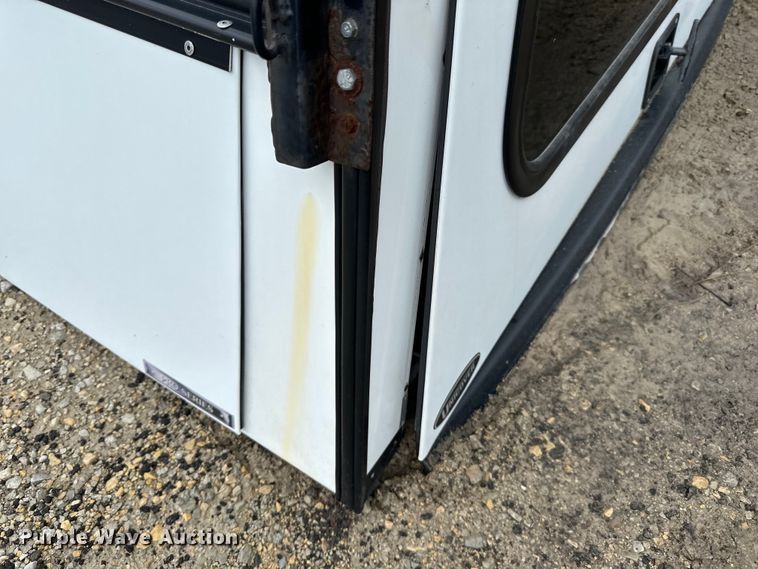 image for item DQ0761 Unicover  Pro Series  truck topper