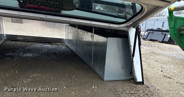 image for item DQ0761 Unicover  Pro Series  truck topper