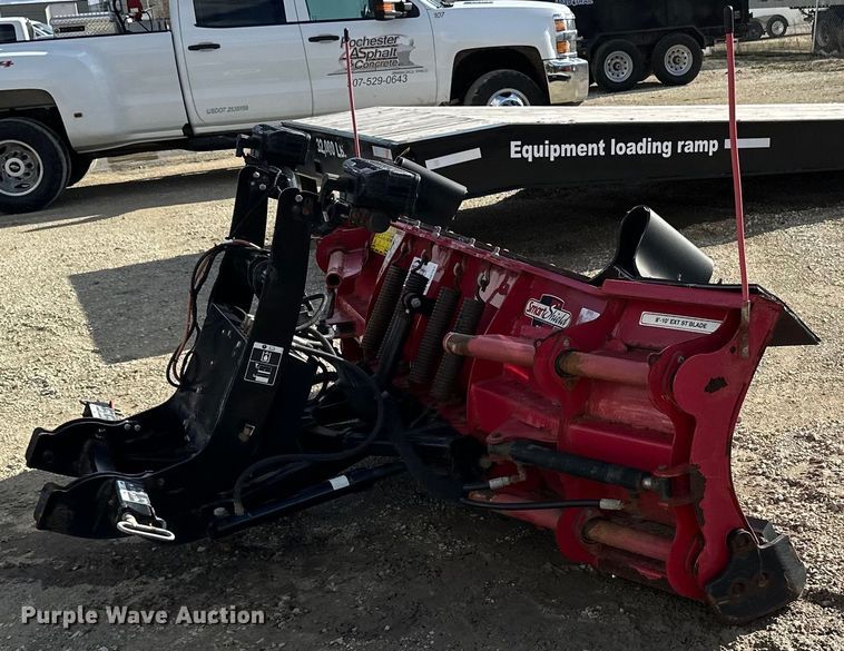 image for item DQ0762 2017 Boss snow plow