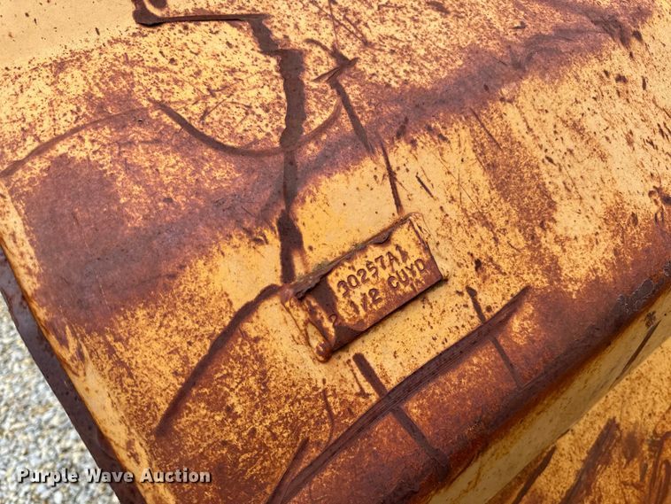 image for item DQ0765 1996 Case 621B wheel loader