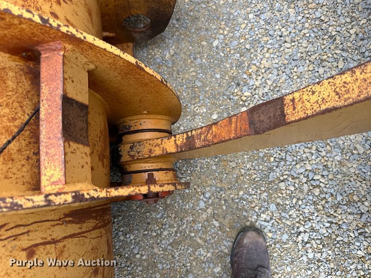 image for item DQ0765 1996 Case 621B wheel loader