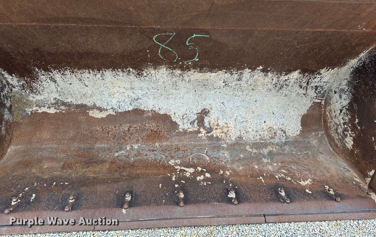 image for item DQ0765 1996 Case 621B wheel loader