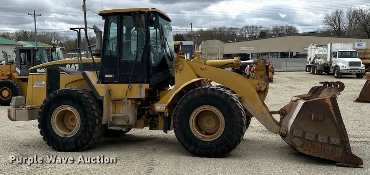 image for item DQ0766 2004 Caterpillar 950G Series II wheel loader