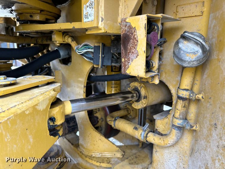 image for item DQ0766 2004 Caterpillar 950G Series II wheel loader