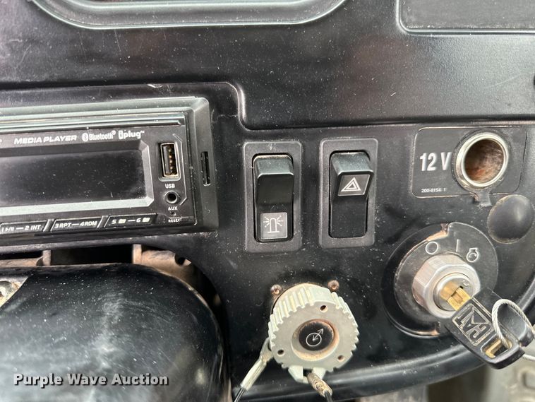 image for item DQ0766 2004 Caterpillar 950G Series II wheel loader