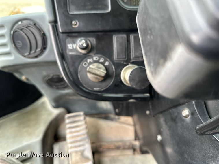 image for item DQ0766 2004 Caterpillar 950G Series II wheel loader