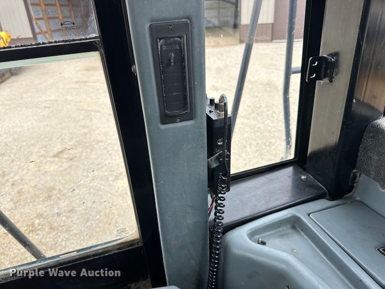 image for item DQ0766 2004 Caterpillar 950G Series II wheel loader