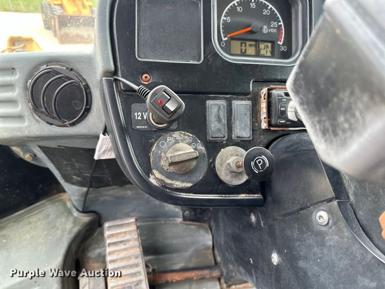 image for item DQ0767 2005 Caterpillar  950G Series II wheel loader