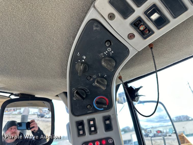 image for item DQ0767 2005 Caterpillar  950G Series II wheel loader