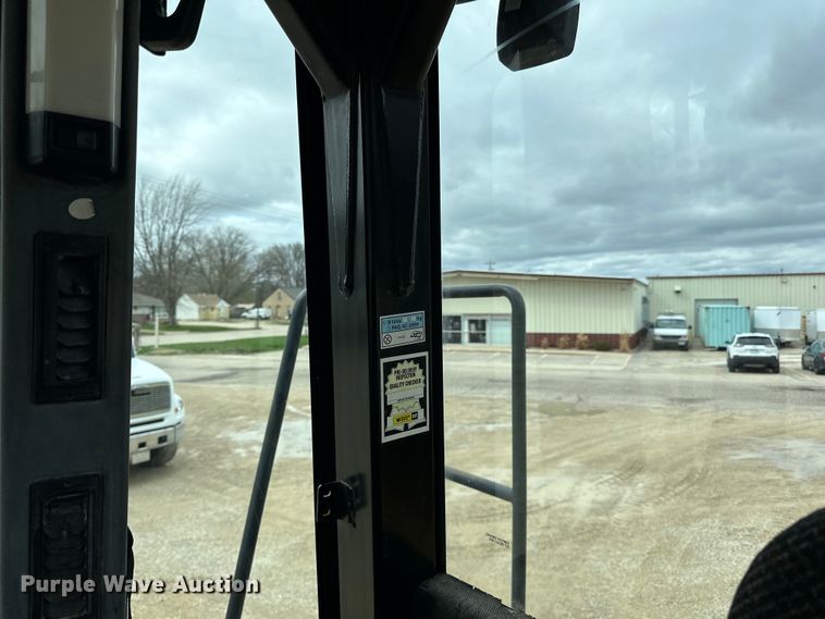 image for item DQ0767 2005 Caterpillar  950G Series II wheel loader