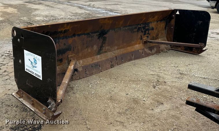 image for item DQ0768 Linville industries  Snow pusher