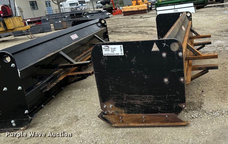 image for item DQ0768 Linville industries  Snow pusher