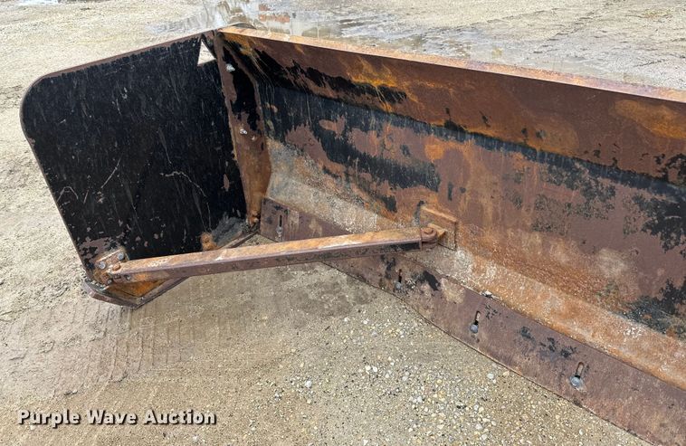 image for item DQ0768 Linville industries  Snow pusher