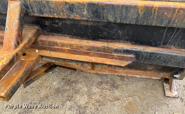 image for item DQ0768 Linville industries  Snow pusher