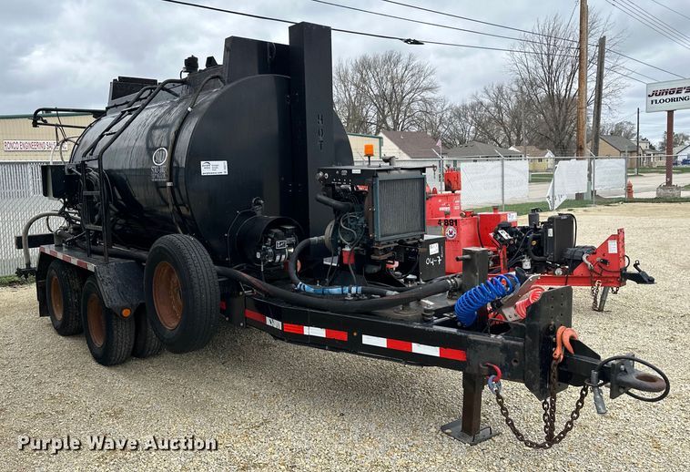 image for item DQ0771 2010 Stepp STRD100D oil distributor trailer