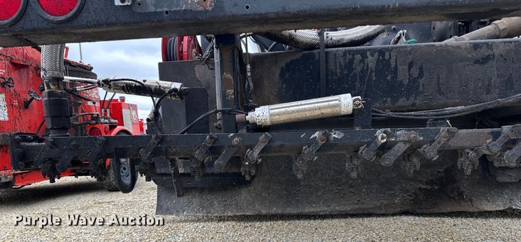 image for item DQ0771 2010 Stepp STRD100D oil distributor trailer