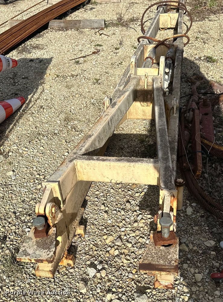 image for item DQ0773 24' L wheel loader jib