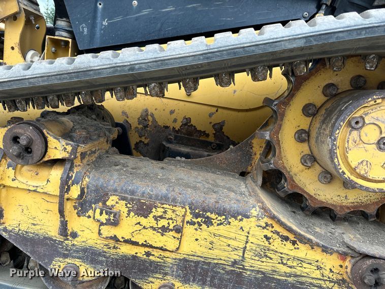 image for item DQ0774 2016 Caterpillar 279D tracked skid steer loader