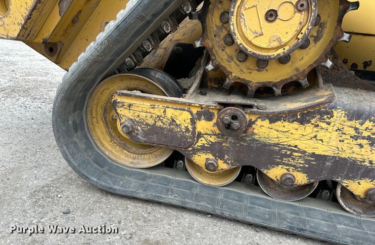 image for item DQ0774 2016 Caterpillar 279D tracked skid steer loader