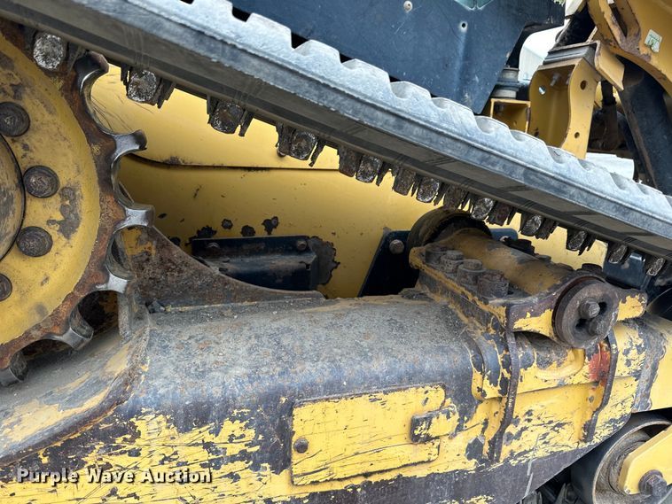 image for item DQ0774 2016 Caterpillar 279D tracked skid steer loader