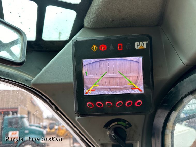 image for item DQ0775 2019 Caterpillar 279D tracked skid steer loader