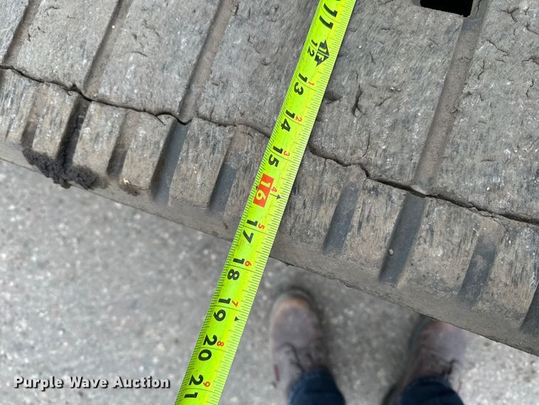 image for item DQ0775 2019 Caterpillar 279D tracked skid steer loader