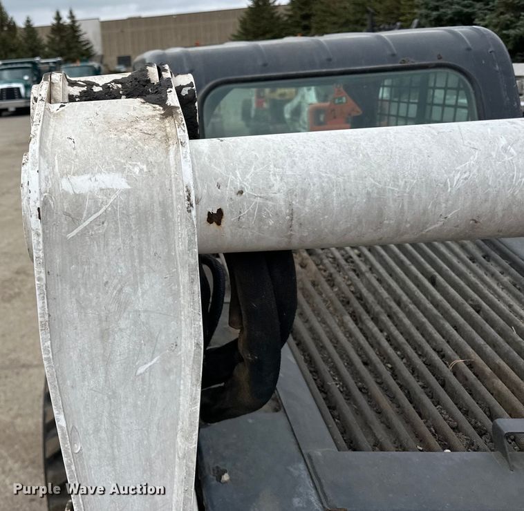 image for item DQ0776 2018 Bobcat S770 skid steer loader