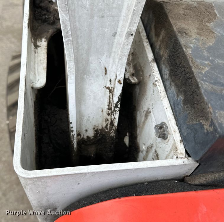 image for item DQ0776 2018 Bobcat S770 skid steer loader