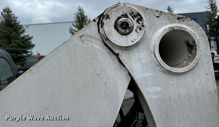 image for item DQ0776 2018 Bobcat S770 skid steer loader