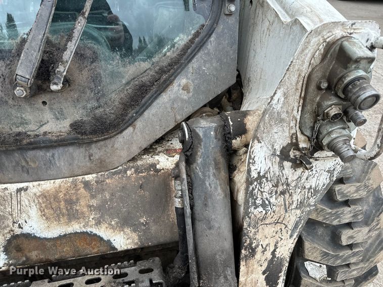 image for item DQ0776 2018 Bobcat S770 skid steer loader
